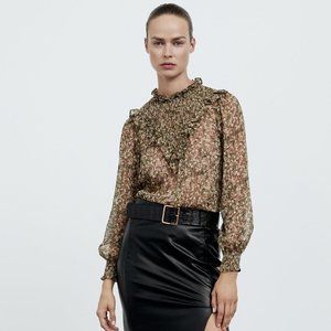NWT ZARA METALLIC THREAD PRINTED BLOUSE Smocked  Ruffle